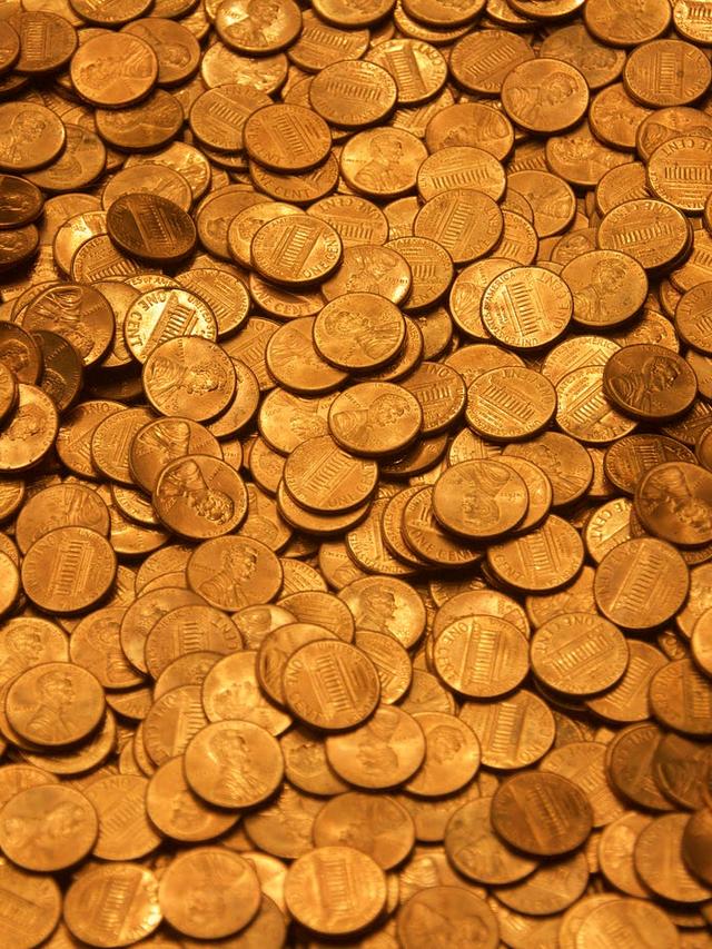 How to Negotiate Prices for Rare Coins at Garage Sales