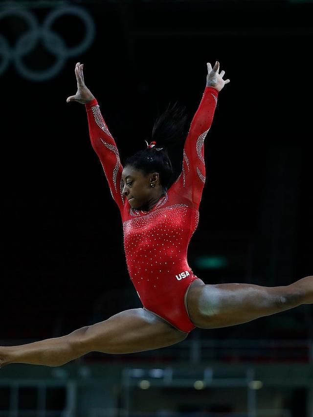 Simone Biles: Artistry in Motion