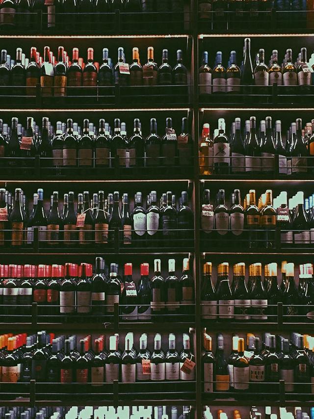 The Top 10 Must-Have Valuable Wine and Spirits for Collectors